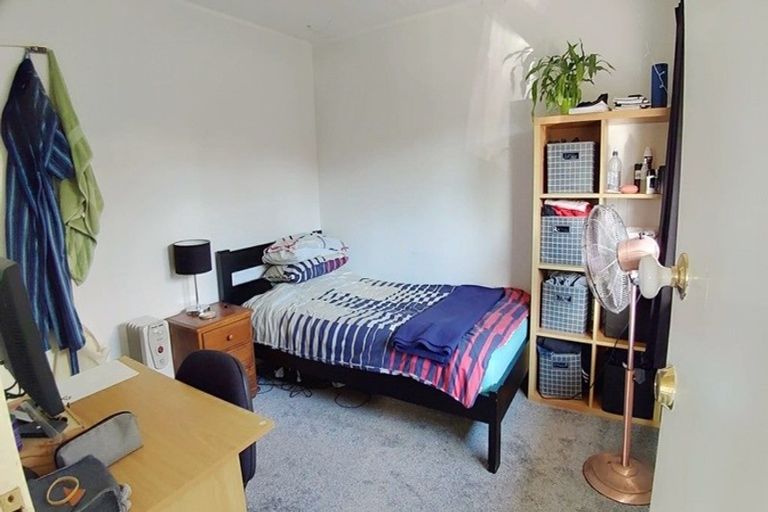 Photo of property in 1/17 Weetman Drive, Browns Bay, Auckland, 0630