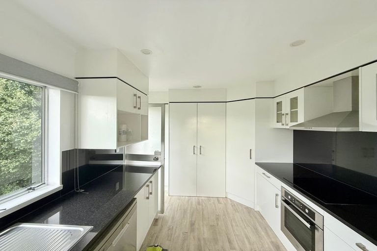 Photo of property in 1/83 Manuka Road, Bayview, Auckland, 0629