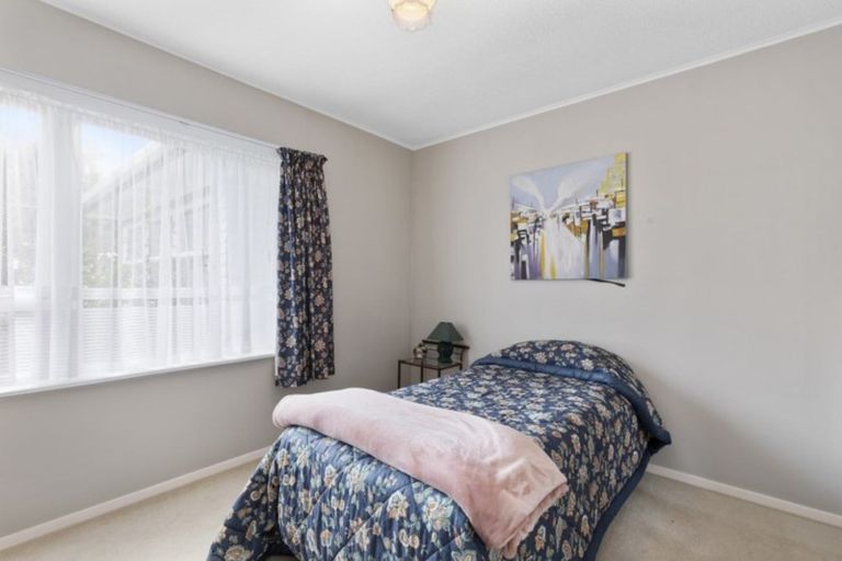 Photo of property in 135 Hine Road, Wainuiomata, Lower Hutt, 5014