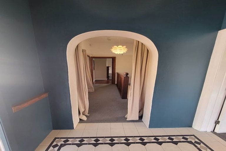 Photo of property in 212 Barnard Street, Wadestown, Wellington, 6012