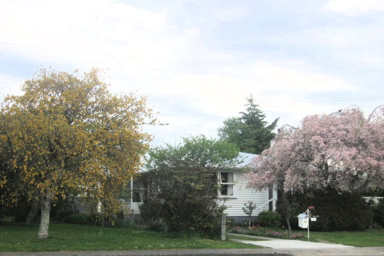 Photo of property in 11 Puweto Street, Selwyn Heights, Rotorua, 3015