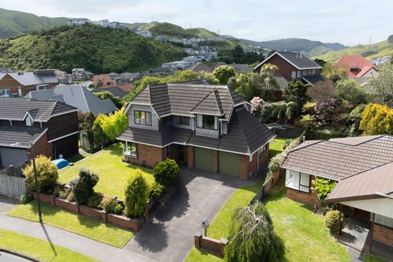 Photo of property in 46 Burbank Crescent, Churton Park, Wellington, 6037
