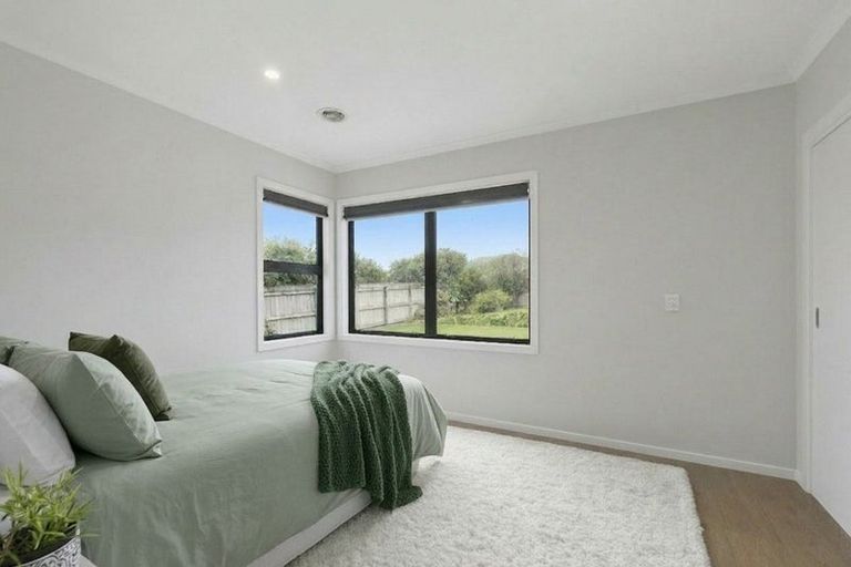 Photo of property in 29 John Burke Drive, Aotea, Porirua, 5024