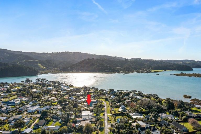 Photo of property in 25 Harbour View Road, Point Wells, Warkworth, 0986