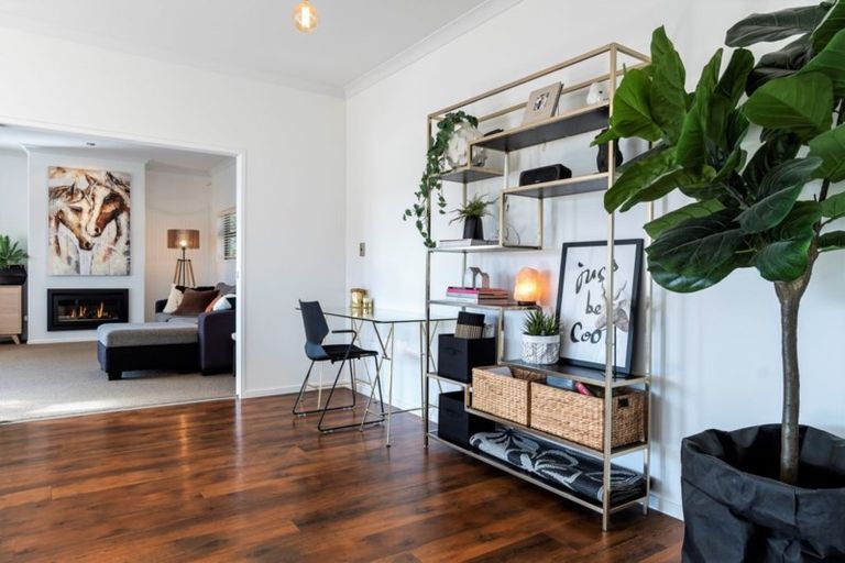 Photo of property in 11 Glenpark Crescent, Bethlehem, Tauranga, 3110