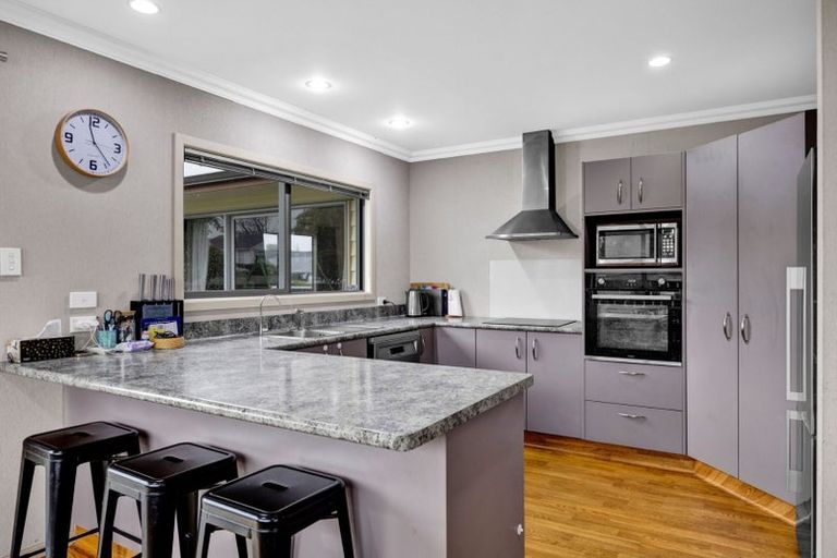 Photo of property in 13 Craig Street, Stratford, 4332