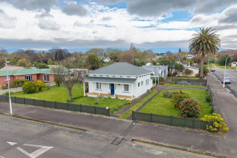 Photo of property in 23 Tennyson Street, Dannevirke, 4930