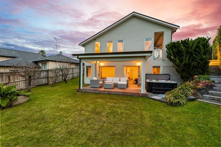 Photo of property in 2 Widdison Place, Albany, Auckland, 0632