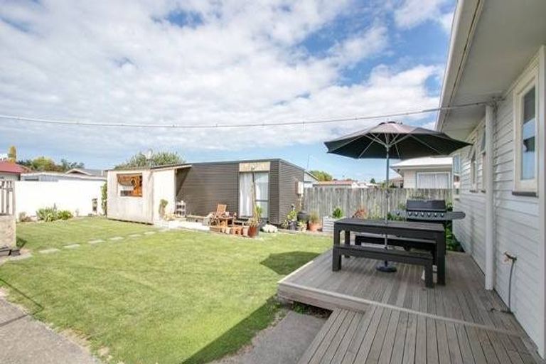 Photo of property in 7 Merton Crescent, Pirimai, Napier, 4112