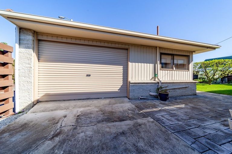 Photo of property in 37 Donegal Crescent, Tamatea, Napier, 4112