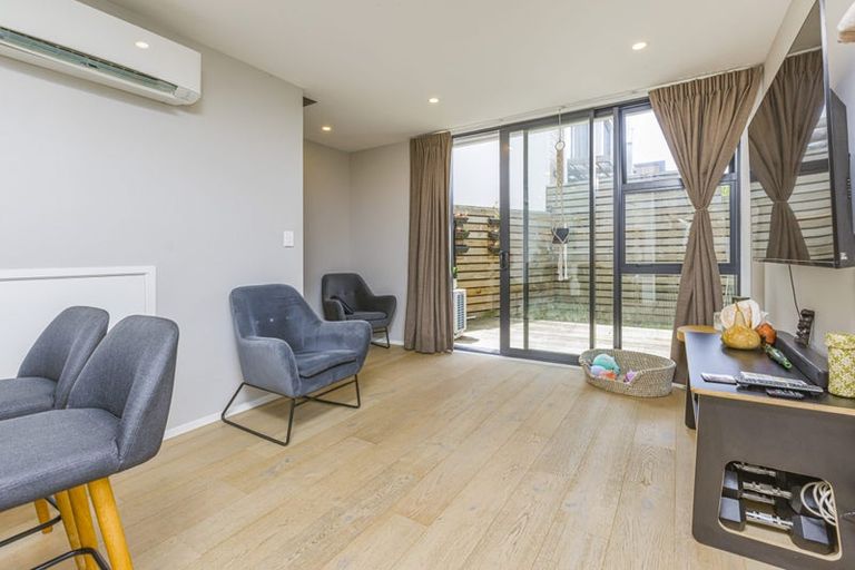 Photo of property in 52 Koro Lane, Mangere Bridge, Auckland, 2022