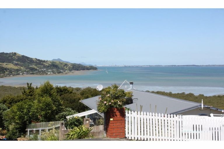 Photo of property in 12 Harbour View Road, Onerahi, Whangarei, 0110