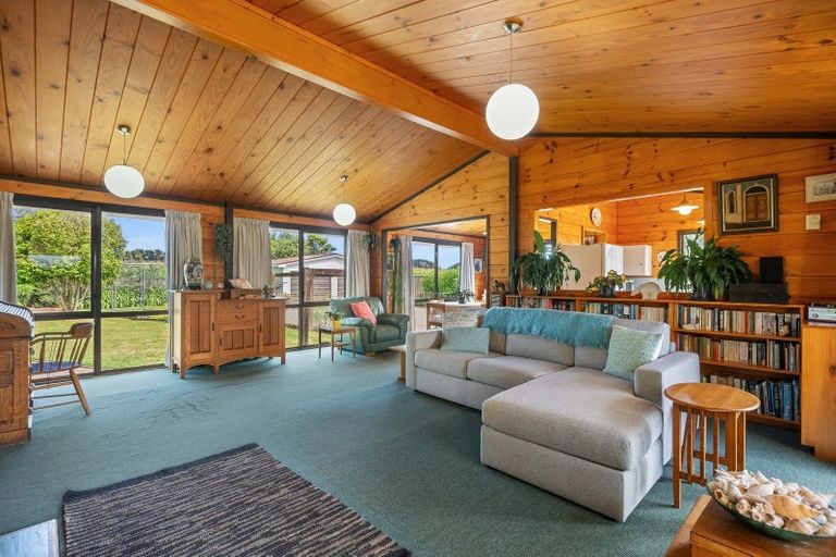 Photo of property in 47 Moutere Road, Hokio Beach, Levin, 5571