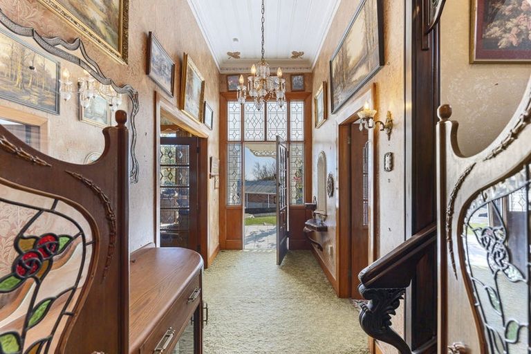 Photo of property in 265f Tukapa Street, Hurdon, New Plymouth, 4310