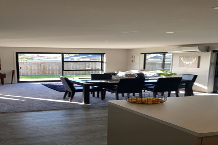 Photo of property in 1 Gladys Place, Levin, 5510