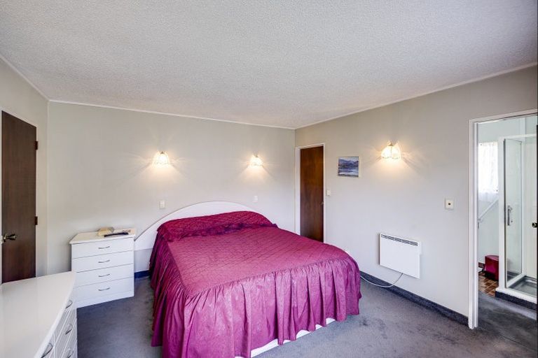 Photo of property in 56 Hetley Crescent, Taradale, Napier, 4112