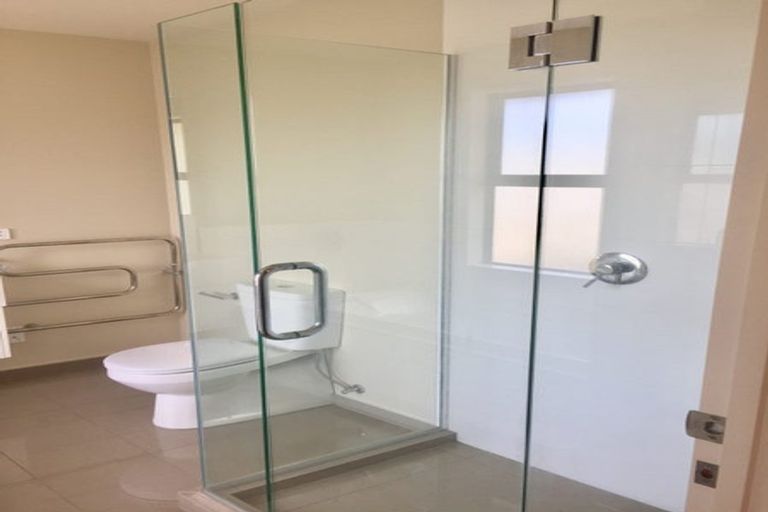 Photo of property in 5b Rex Street, Riccarton, Christchurch, 8041