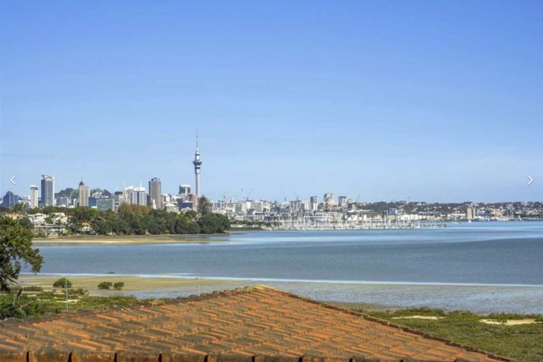 Photo of property in 1/28 Walter Street, Hauraki, Auckland, 0622