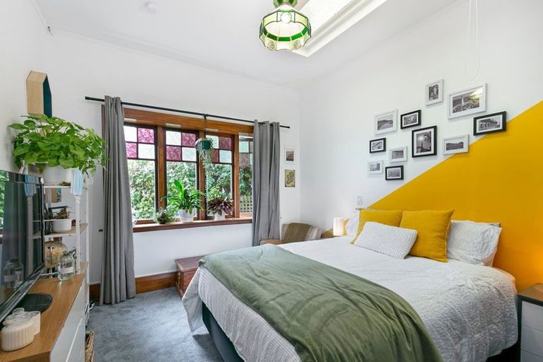 Photo of property in 6 Governor Road, Northland, Wellington, 6012