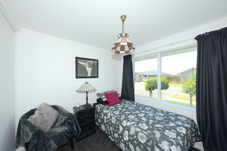 Photo of property in 7 Ridgeway Avenue, Rolleston, 7615