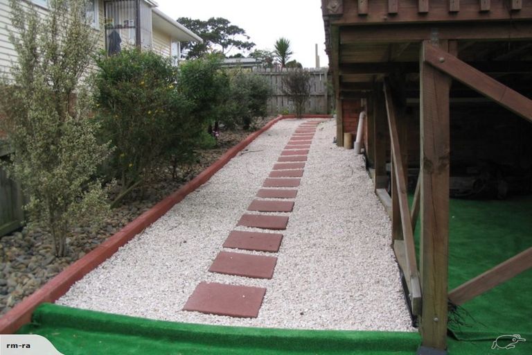 Photo of property in 185 Rathgar Road, Henderson, Auckland, 0610