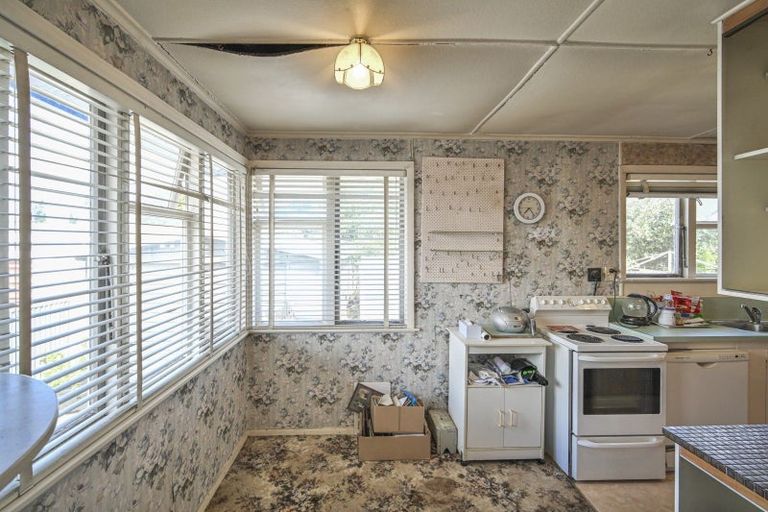 Photo of property in 1209 Willowpark Road North, Mayfair, Hastings, 4122