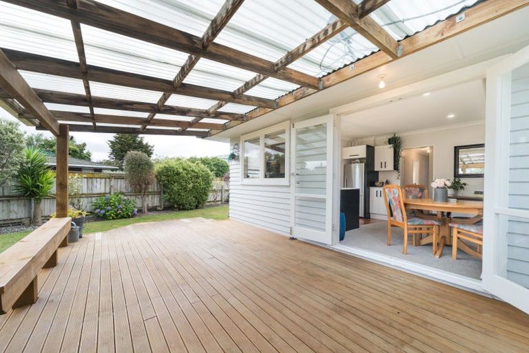 Photo of property in 16 Marsden Place, Awapuni, Palmerston North, 4412