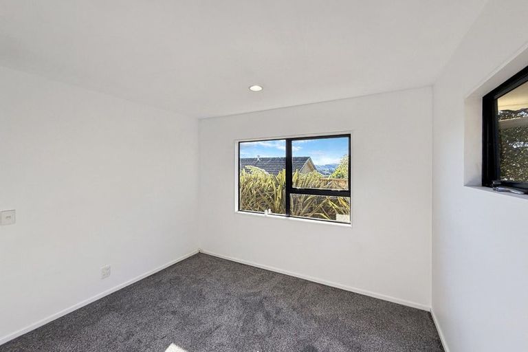 Photo of property in 71 Kentwood Drive, Woodridge, Wellington, 6037