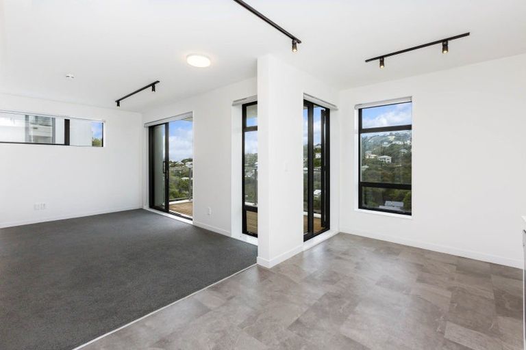 Photo of property in 69u4 Tiketike Way, Brooklyn, Wellington, 6021