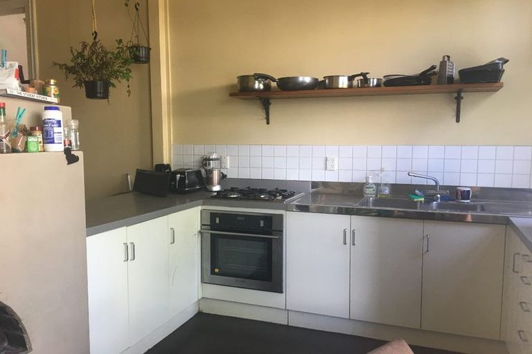 Photo of property in 254 Adelaide Road, Newtown, Wellington, 6021