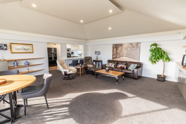 Photo of property in 9/9 Wilkinson Street, Oriental Bay, Wellington, 6011