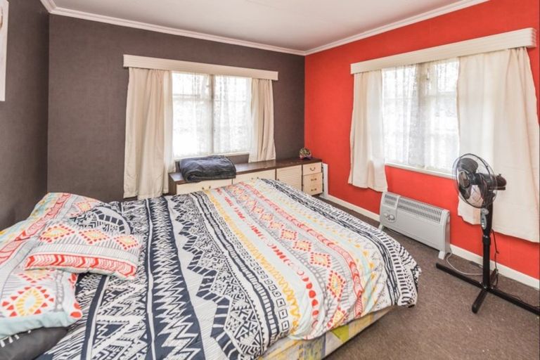 Photo of property in 85 Puriri Street, Hawera, 4610