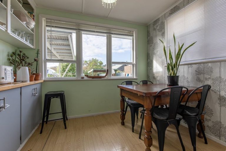 Photo of property in 46 Bibby Street, Waipawa, 4210