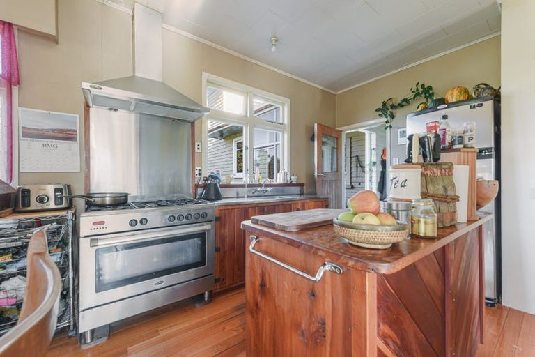 Photo of property in 95 Edward Street, Wakefield, 7025
