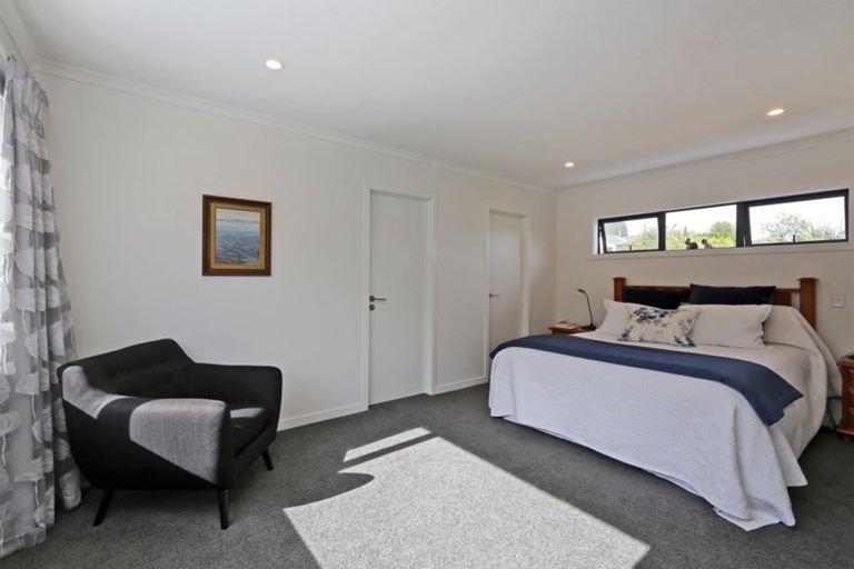 Photo of property in 14a Muritai Crescent, Havelock North, 4130