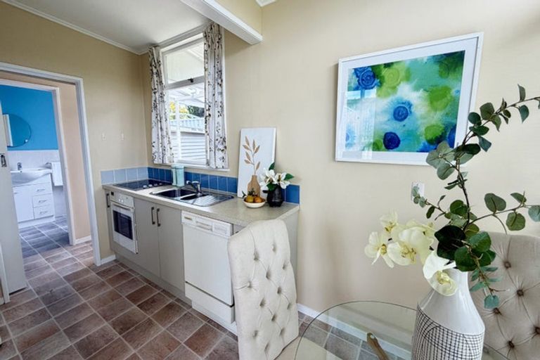 Photo of property in 5/13 Napoleon Avenue, Milford, Auckland, 0620
