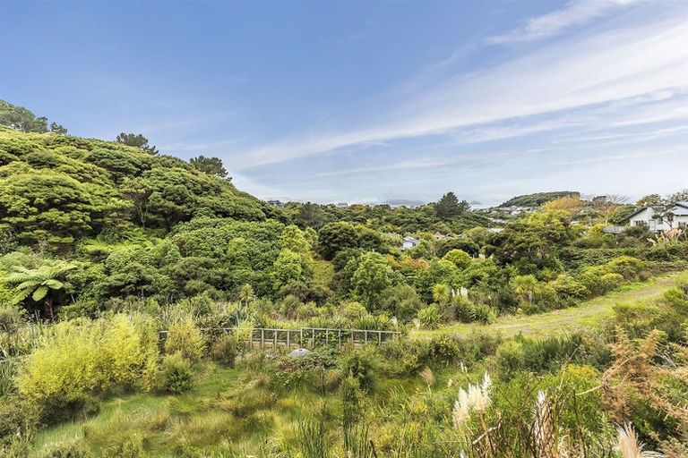 Photo of property in 18 Moonsail Drive, Whitby, Porirua, 5024