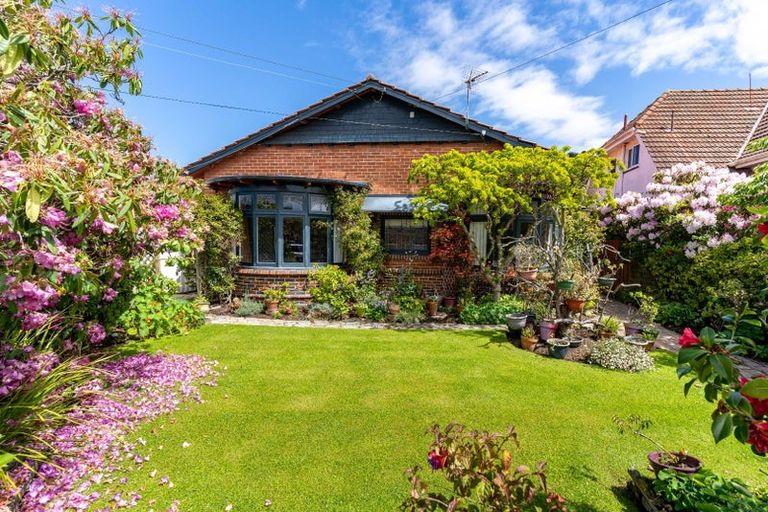 Photo of property in 198 Forbury Road, Saint Clair, Dunedin, 9012