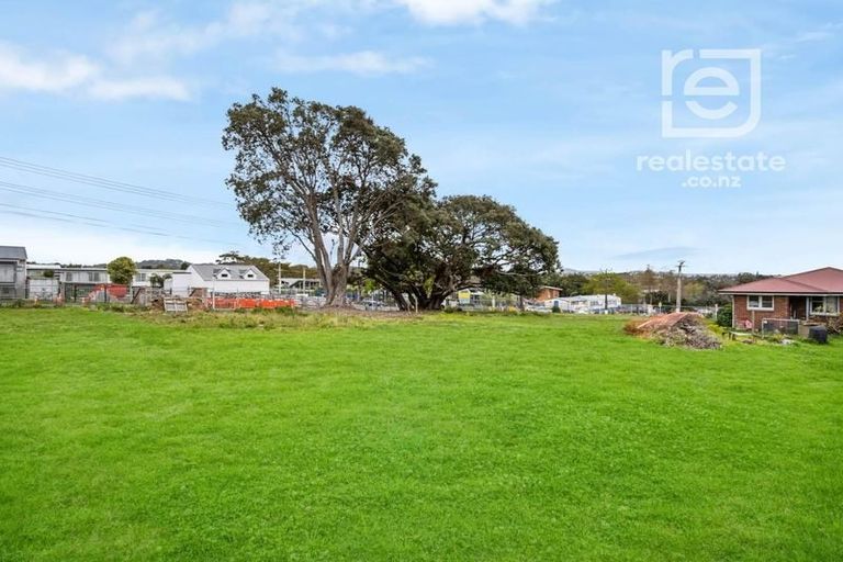 Photo of property in 40 Rankin Avenue, New Lynn, Auckland, 0600