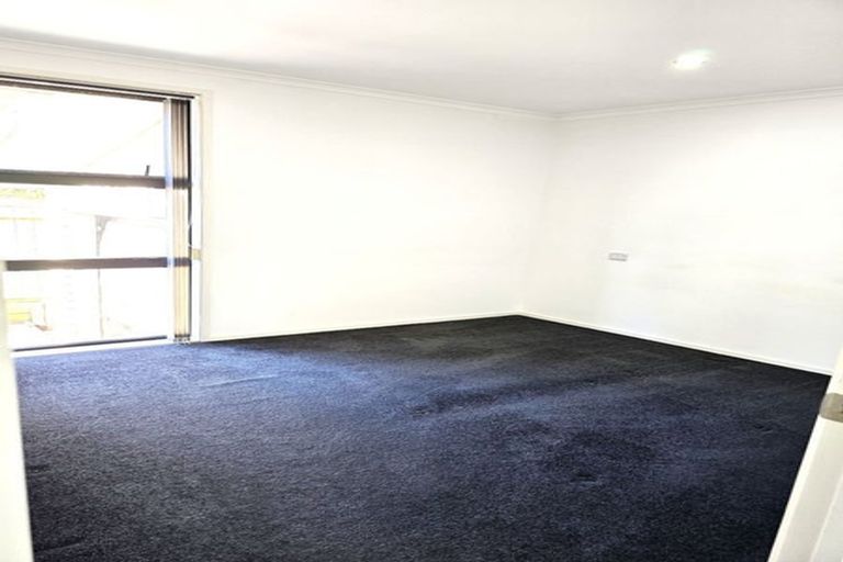 Photo of property in 69 Bleakhouse Road, Howick, Auckland, 2014