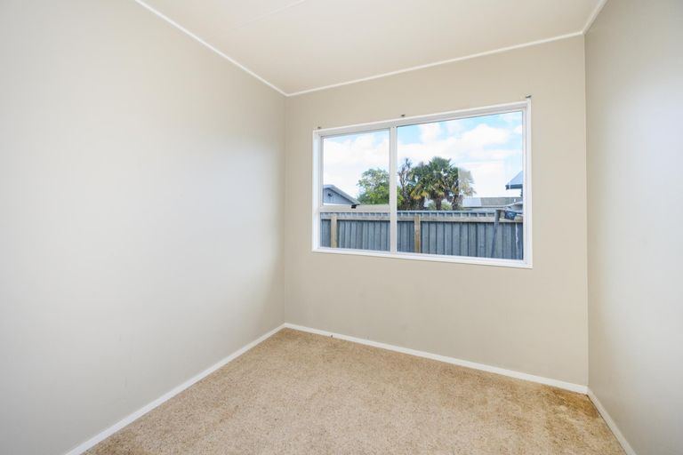 Photo of property in 40 Geraldine Crescent, Cloverlea, Palmerston North, 4412