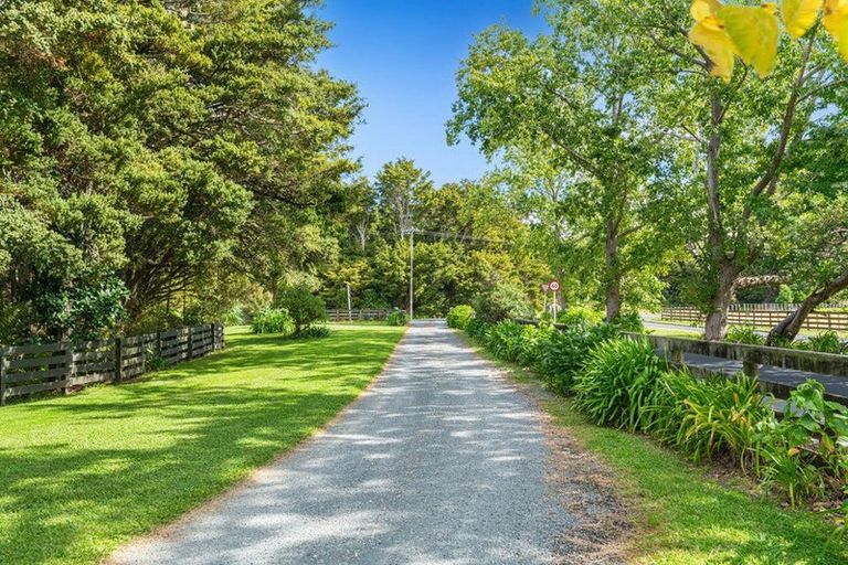 Photo of property in 112 Anderson Road, Matakana, Warkworth, 0985