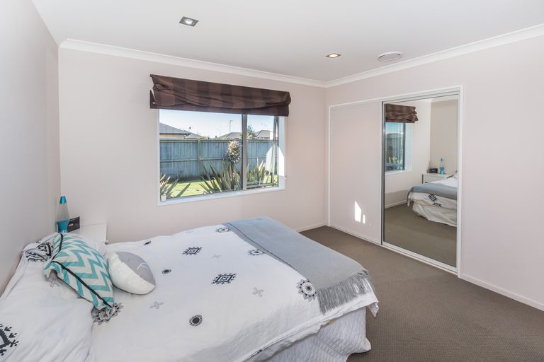 Photo of property in 26 Henley Close, Rolleston, 7614