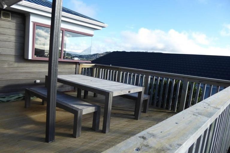 Photo of property in 22 Pelorous Street, Paparangi, Wellington, 6037