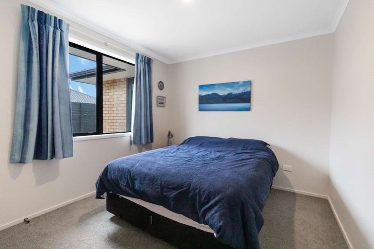 Photo of property in 60 Leeward Drive, Whitianga, 3510