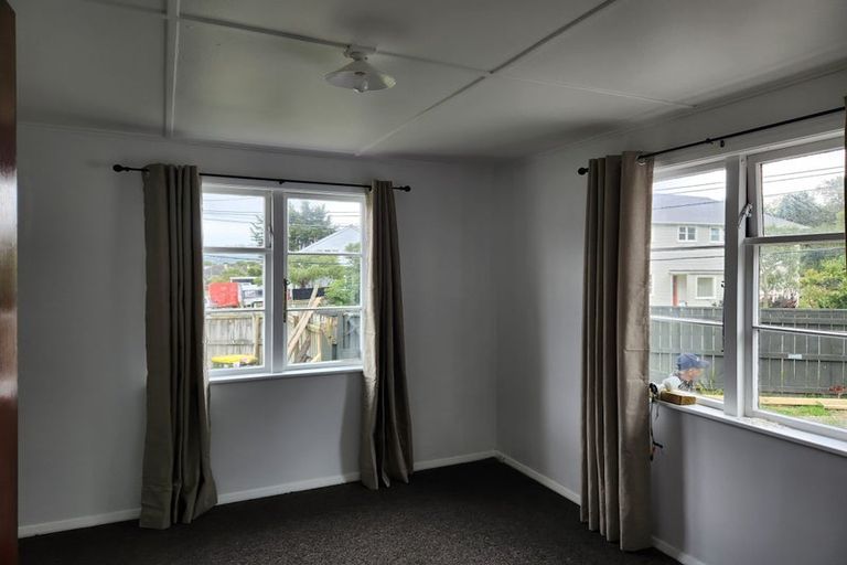 Photo of property in 34 Harris Street, Naenae, Lower Hutt, 5011