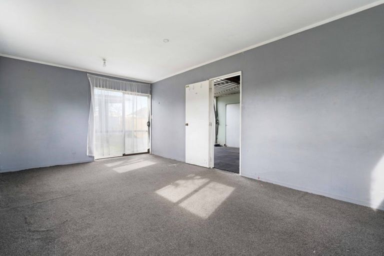 Photo of property in 32 Ashgrove Road, Mangere, Auckland, 2022