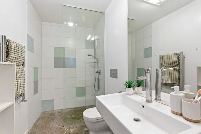 Photo of property in 8 Bruce Avenue, Brooklyn, Wellington, 6021