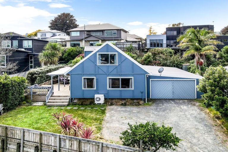 Photo of property in 30 Banbury Crescent, Fairfield, Hamilton, 3214