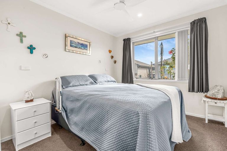 Photo of property in 5 Lance Way, Papamoa, 3118